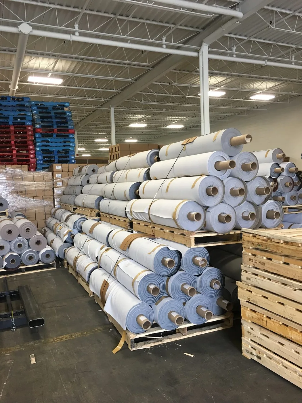 OEM automotive PVC leather rolls in bonded warehouse for container-volume stocklot export