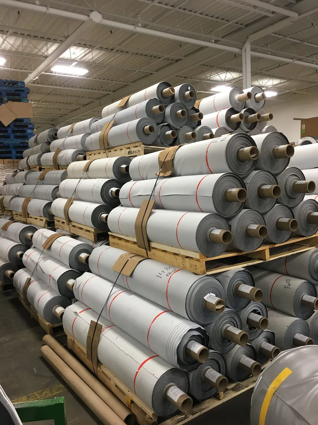 Full-roll OEM automotive PVC leather inventory ready for international shipping